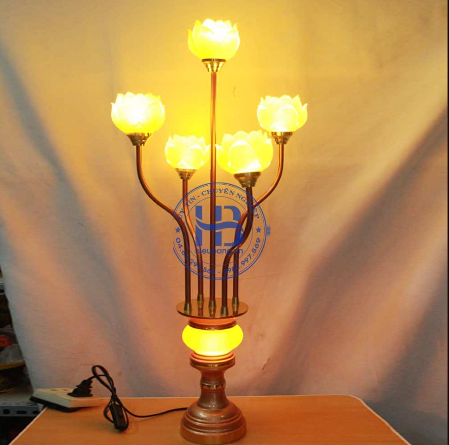 Đèn Thờ Hoa Sen Lưu Ly 5 Bông Cao Cấp Đẹp ở Hà Nội.png